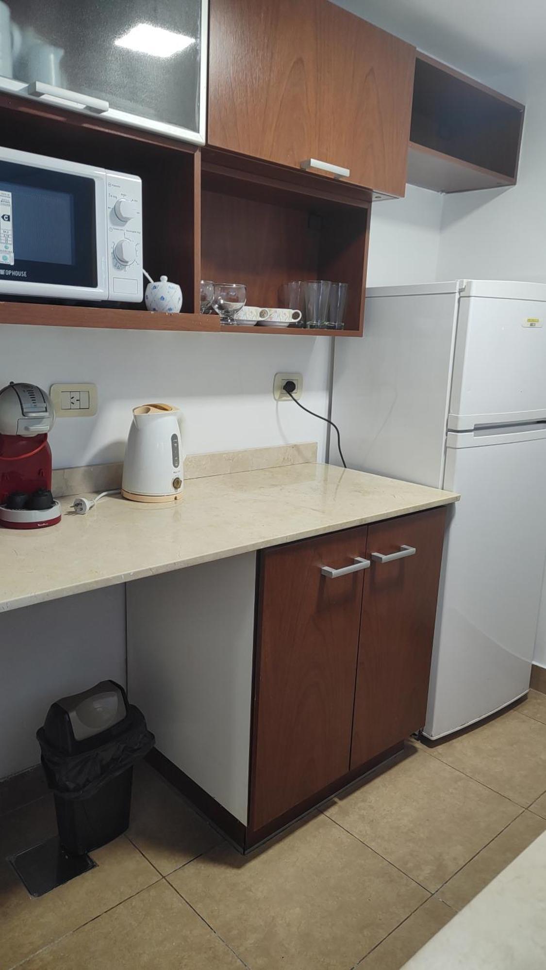 Full Amenities Canitas Apartamento